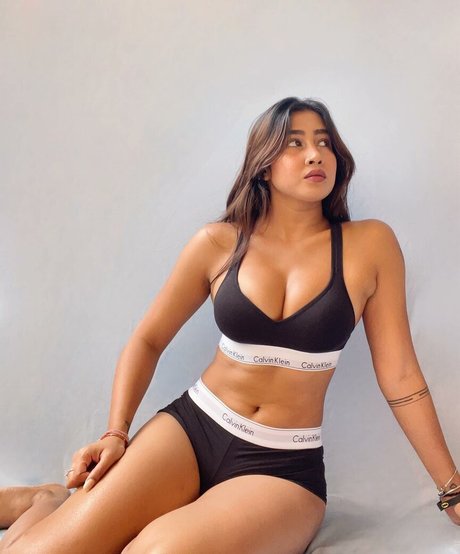 Sofia Ansari pornstar nude pic