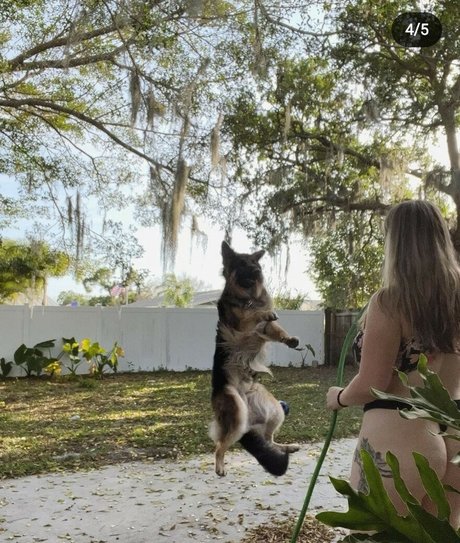 Cherrycgames sex model photo