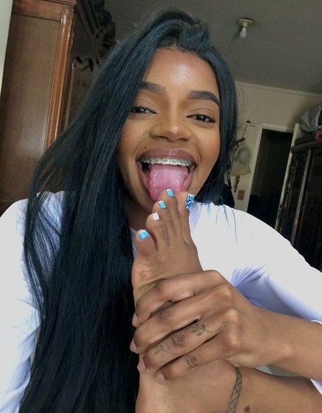 paivaqueenfeet pornstar naked galleries