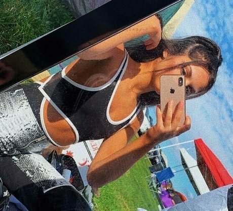 kendrathomas18 star perfect image