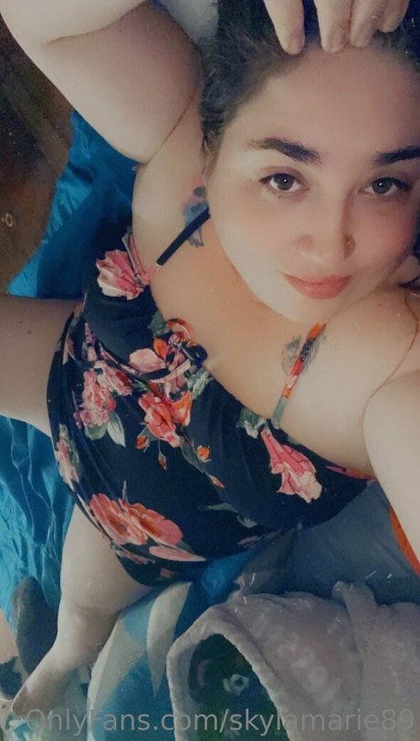 skylamarie89 star top photos