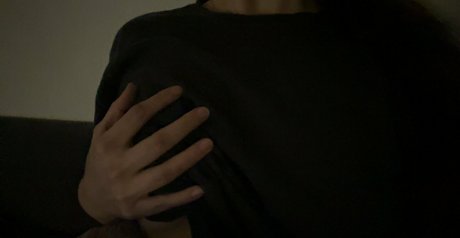 yagirlalexamay hot actress photos