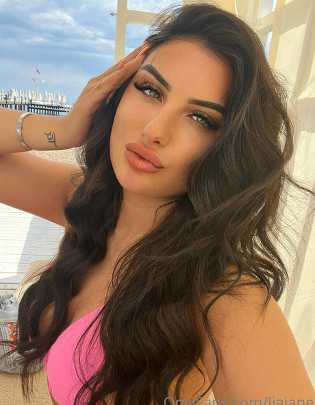 liajane nudes model images