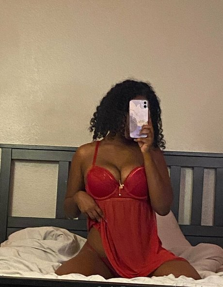 luna ioxo star pretty photos