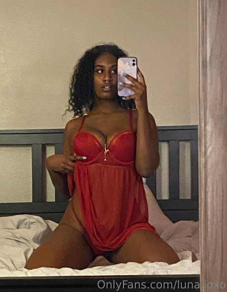 luna ioxo model sex pictures