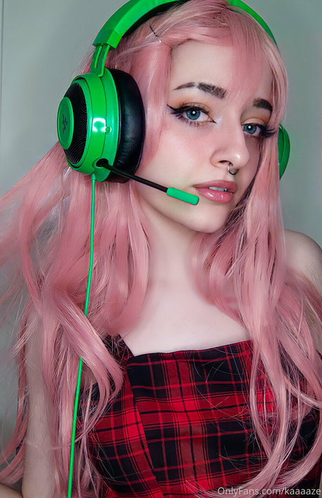 kaaaaze free actress picture