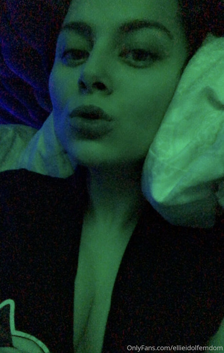 ellieidolfemdom adult star pic