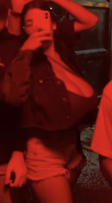 Itzel Lozano model img