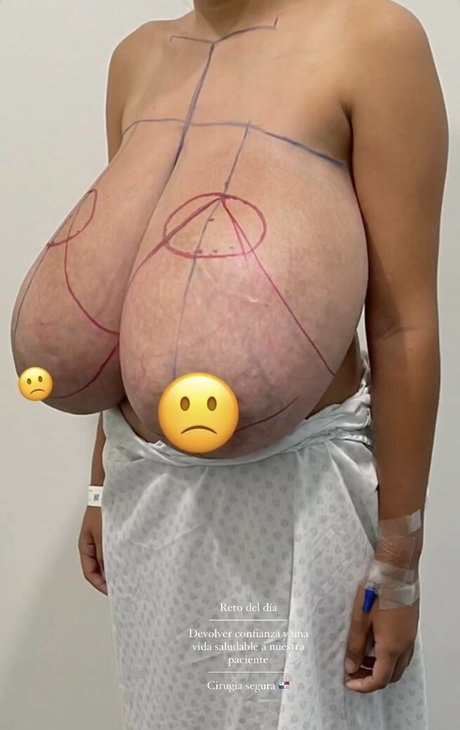 Itzel Lozano star free images