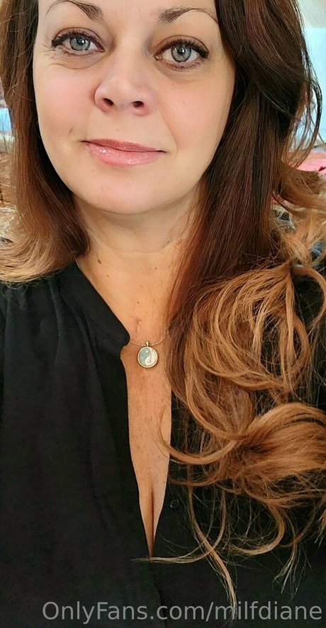 milfdiane star naked photo