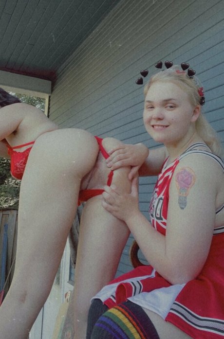 cl0wnpwuppy star pornographic archive