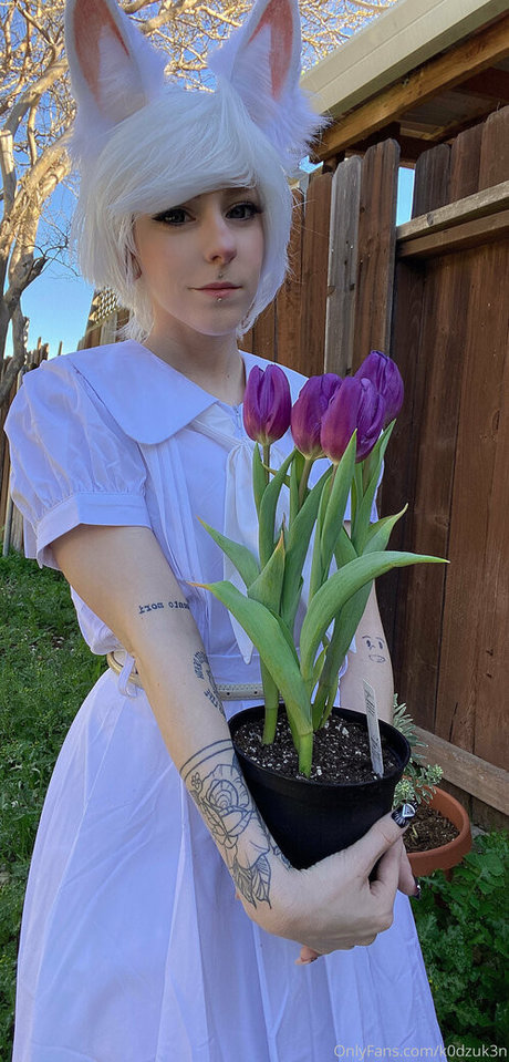 minibunzzz model free photo