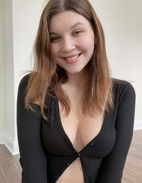 perkyandpink2 perfect model img