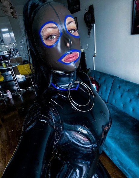 Wicked Beth pornstar sexy images