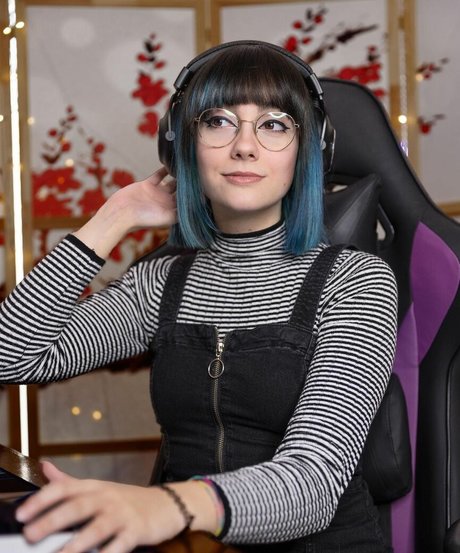 Giada Cristina Bessi pretty actress img