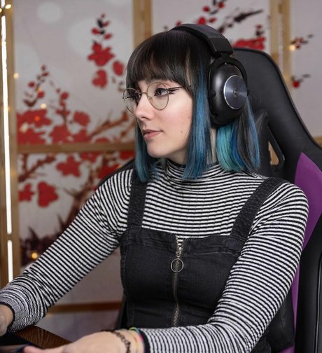 Giada Cristina Bessi nude actress pic