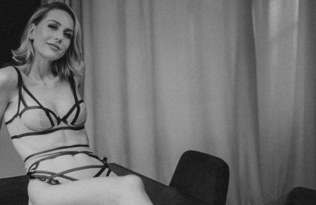 Niki Anson star best galleries