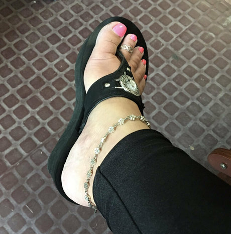 curvaceous barbie erotic star image