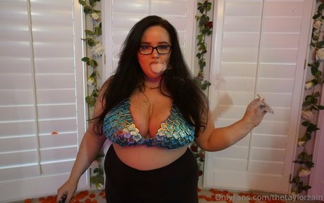 oliviataylor0000 hot star archive