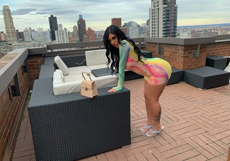 Danielle P model nice picture