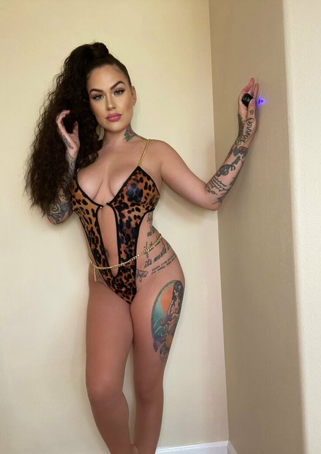 horniest mom model nudes image