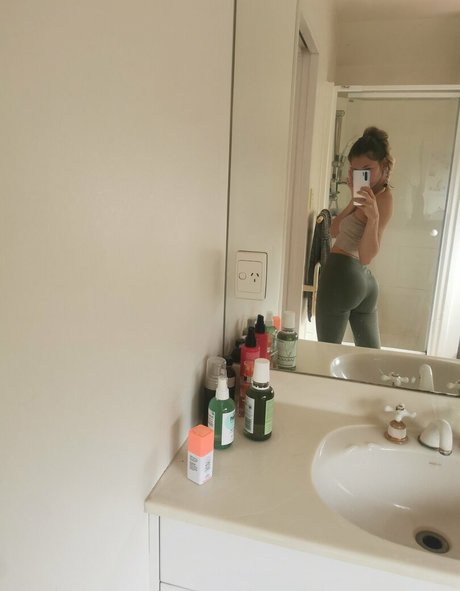 alicenz top pornstar image