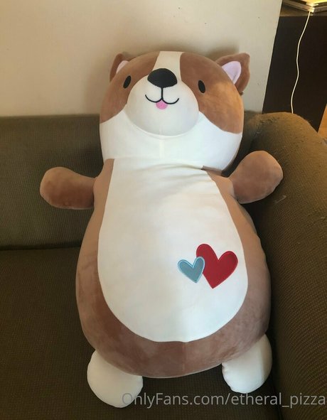 etheral pizza xxx actress photo