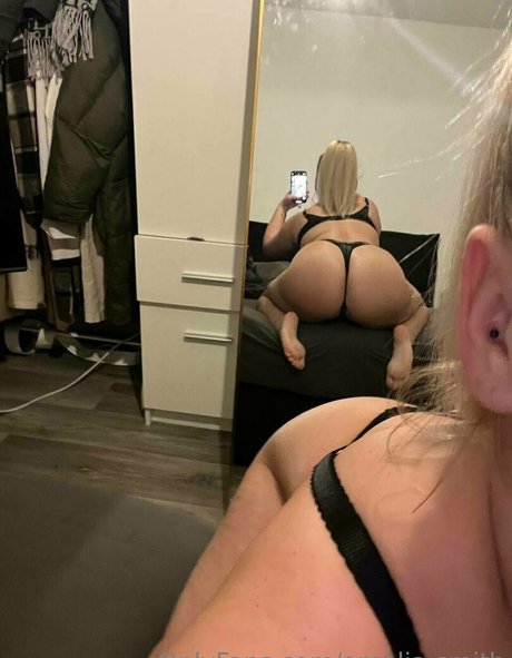 amelia smith perfect star image