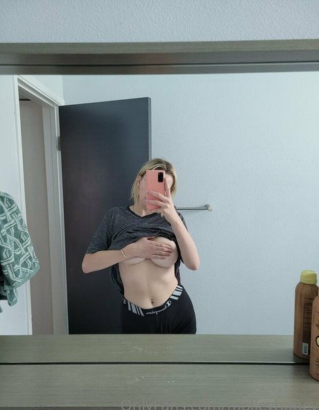 molleyhoney hd star pics