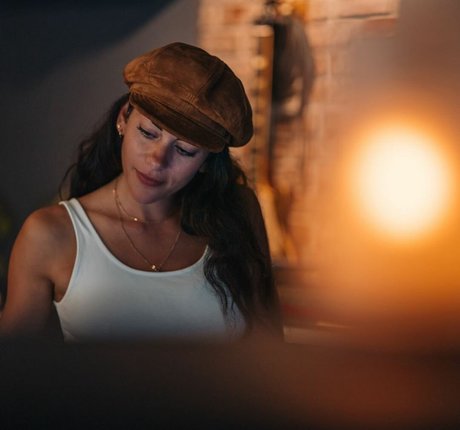 Inbar Lavi model photo