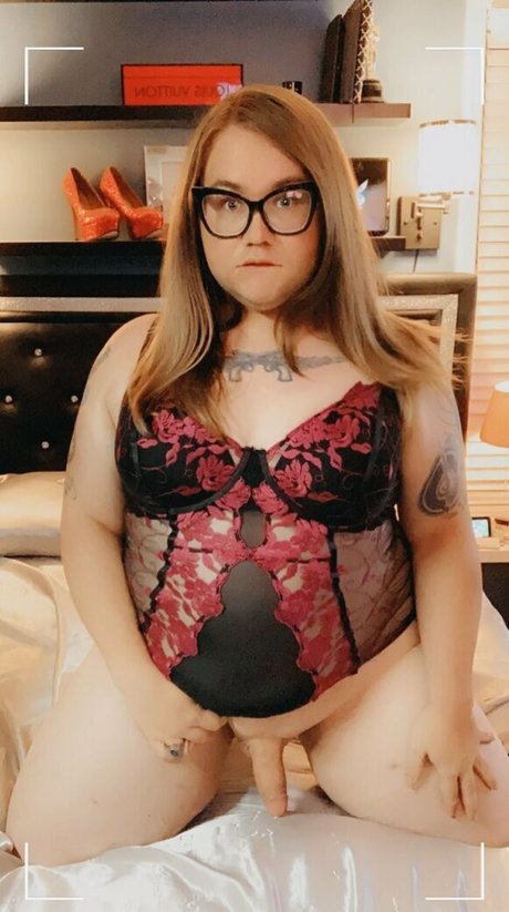 freydacoxx high quality model photo