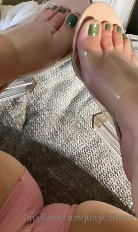 juicycontent pretty model pics