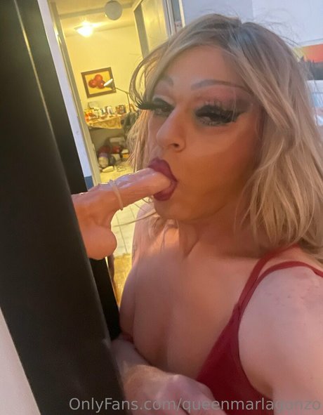 queenmarlagonzo model beautiful pic