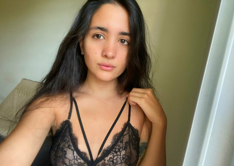 burbuxxx pornstar nude gallery