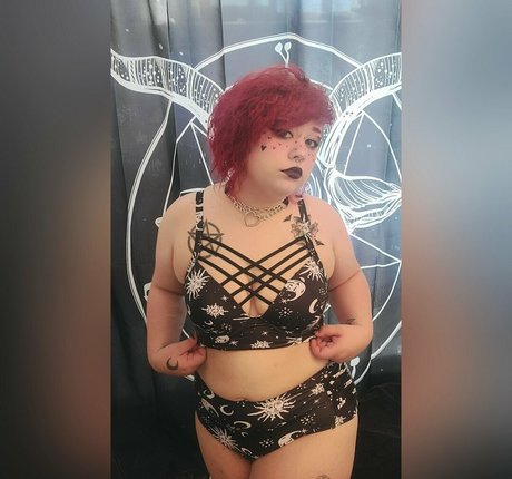 invictastyxx high quality pornstar picture