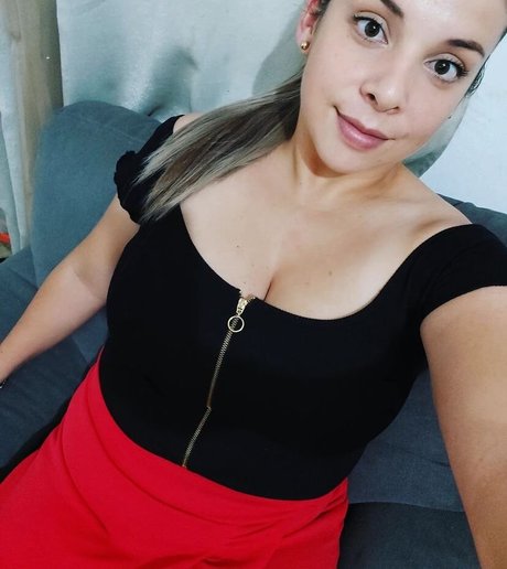 Lucero model naked pictures