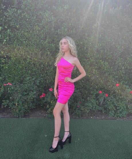 Jenna Davis art actress image