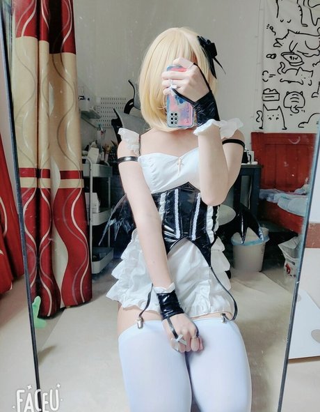 Jessica Milkybar nude pornstar photos