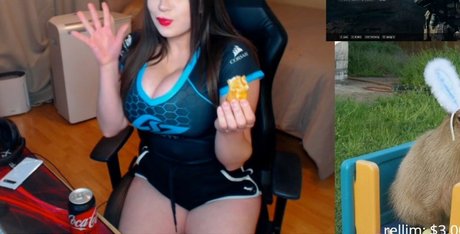 cosplaybani model naked galleries