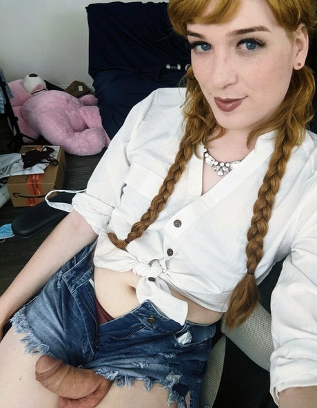 ericacherry model perfect img