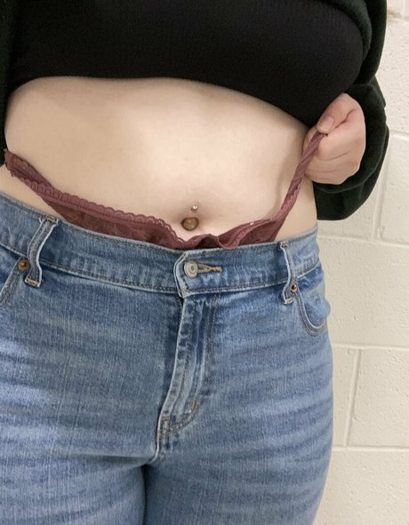 ilovewedgies erotic model gallery