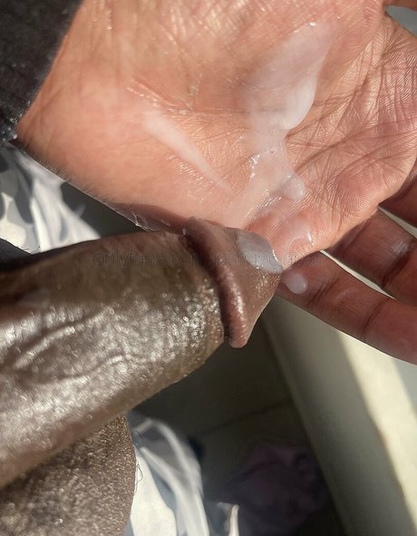 jasminejabari free model pic