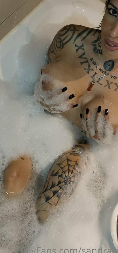 sandrag nudes actress pic