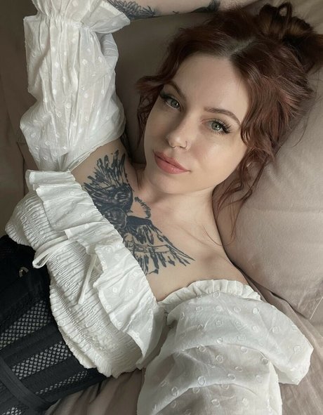 edgarallanxhoe nudes actress pic