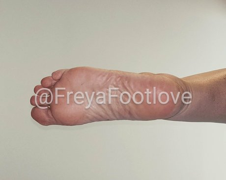 freyafootlove high quality model pictures