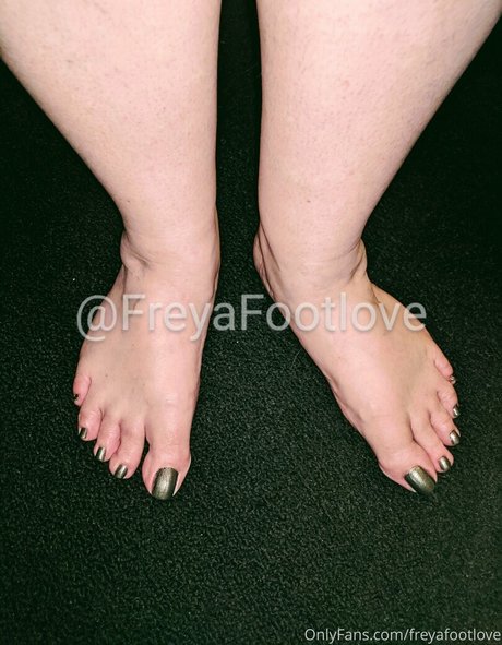 freyafootlove nice pornstar pictures