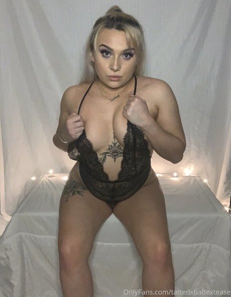 tattedxbabextease star naked pic