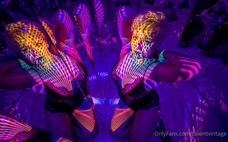 takinitvintage star erotic archive