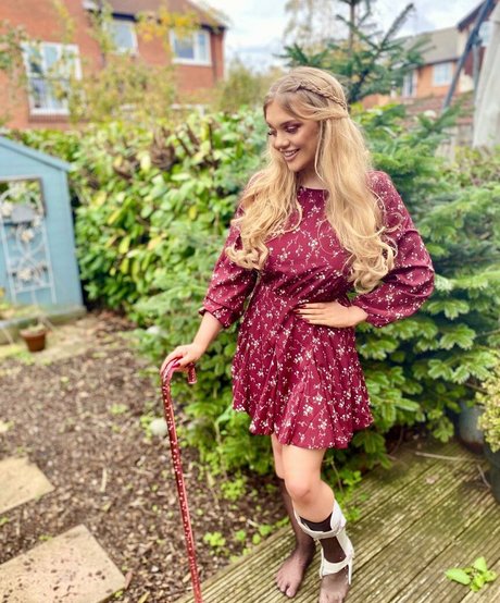 Lucy May Dawson star art gallery