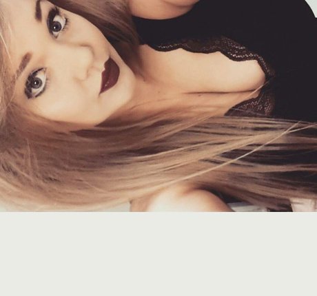 Lucy May Dawson model xxx pictures